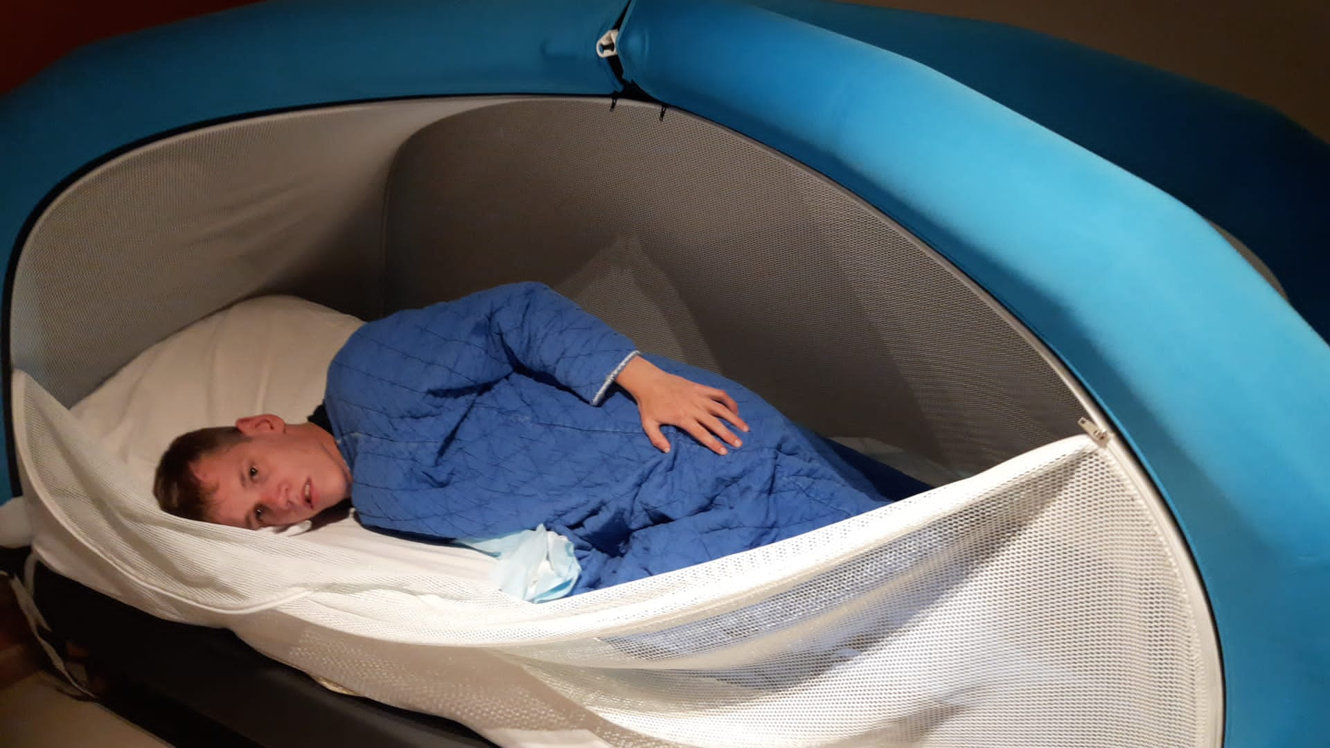 Tente de lit Handilit sécurisée enfant anti-chute - Tous Ergo